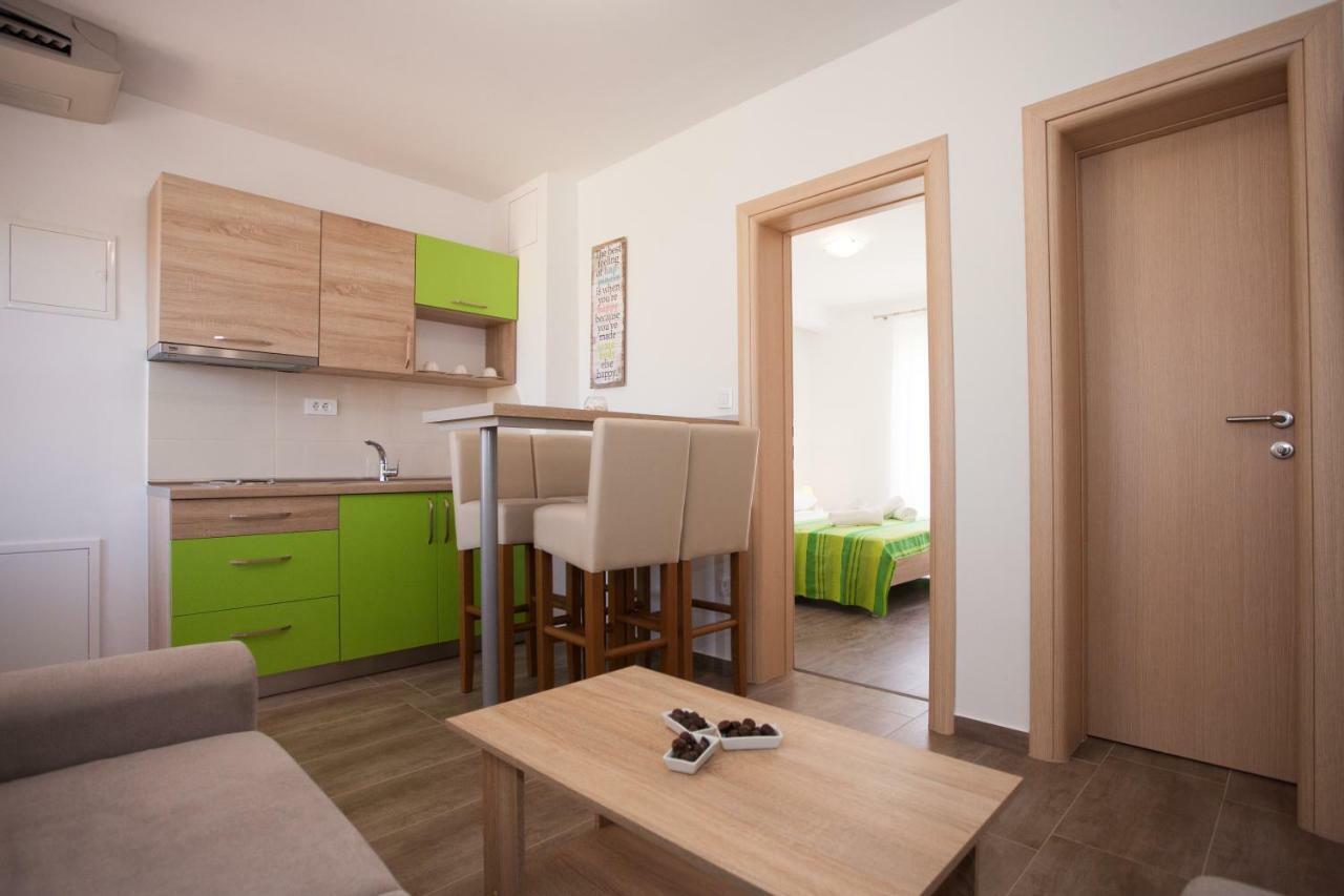 Apartments Mia 4&5 Baška Voda Extérieur photo