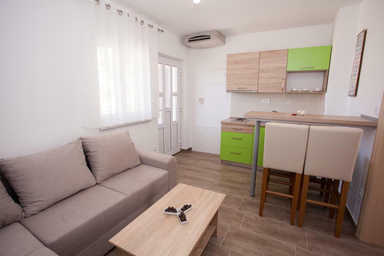 Apartments Mia 4&5 Baška Voda Extérieur photo