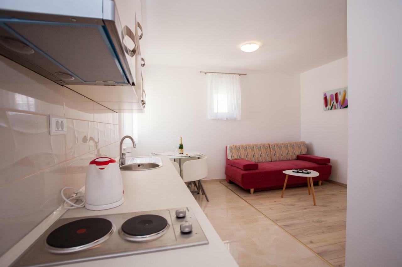 Apartments Mia 4&5 Baška Voda Extérieur photo
