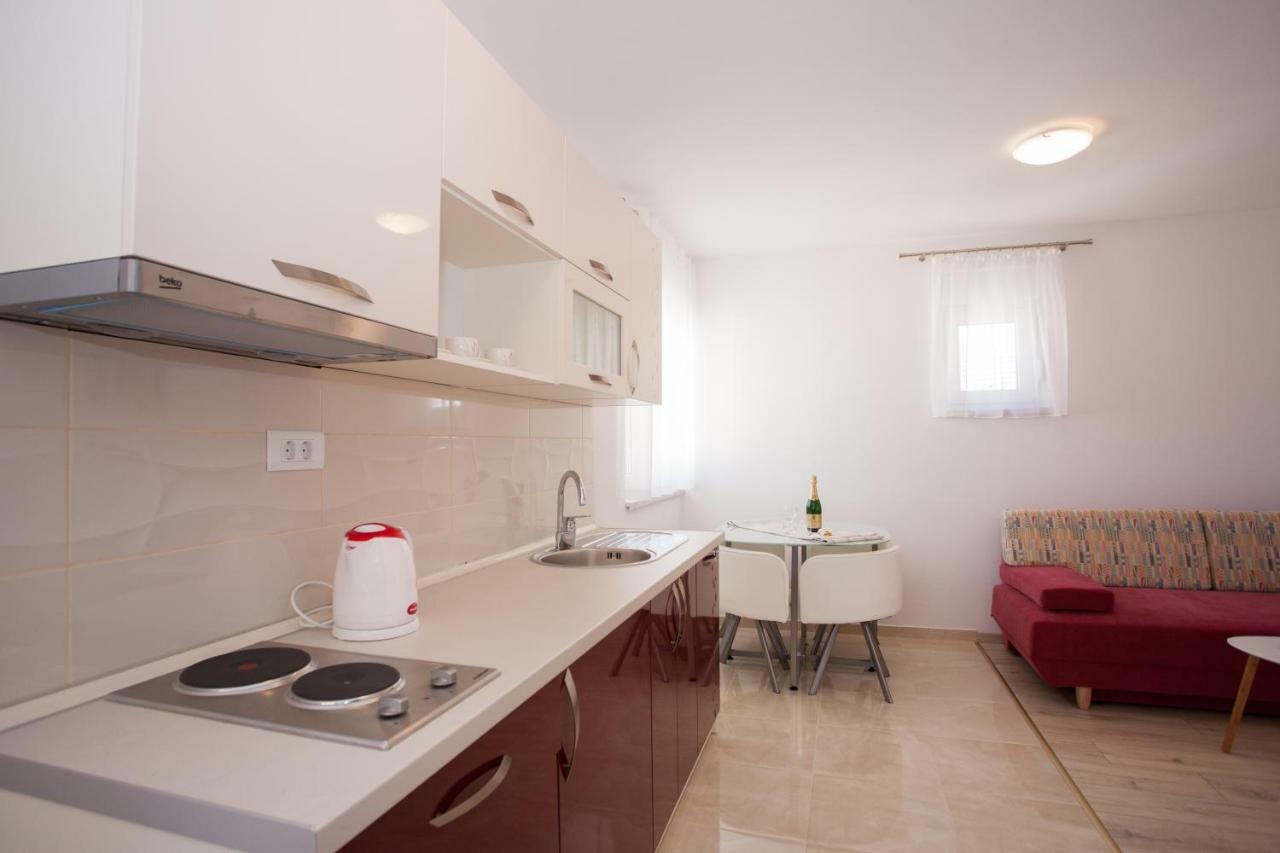 Apartments Mia 4&5 Baška Voda Extérieur photo